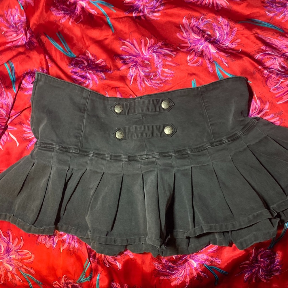 PLEATED 2XL PLUS SIZE TRIPP MINI SKIRT